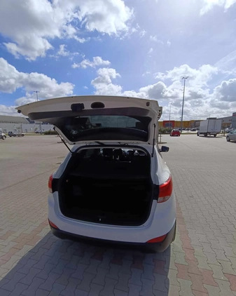 Hyundai ix35 cena 38900 przebieg: 183500, rok produkcji 2012 z Gdańsk małe 326